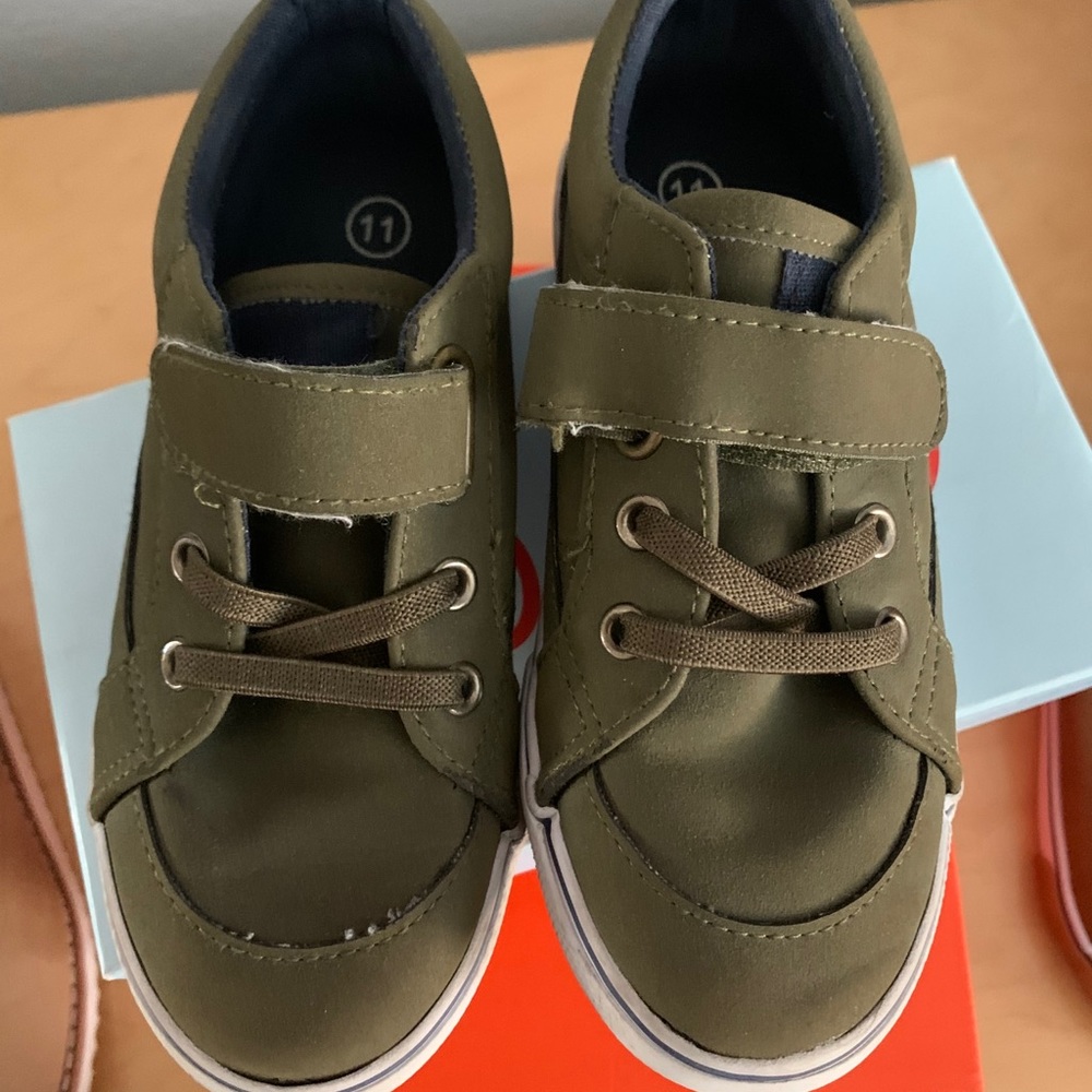 Cat & Jack Shoes